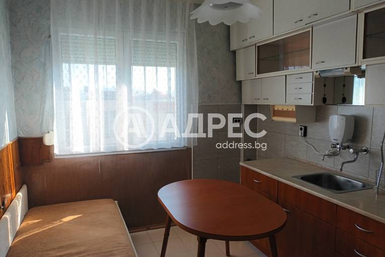 Многостаен апартамент, Благоевград, Център, 673878, Снимка 8