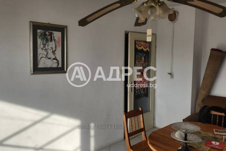 Двустаен апартамент, Ямбол, Диана, 658879, Снимка 1