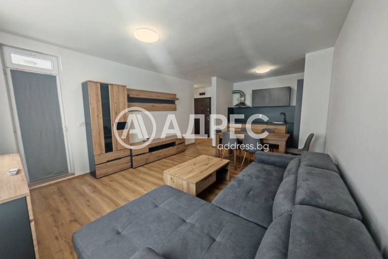 Тристаен апартамент, Пловдив, Съдийски, 677879, Снимка 1