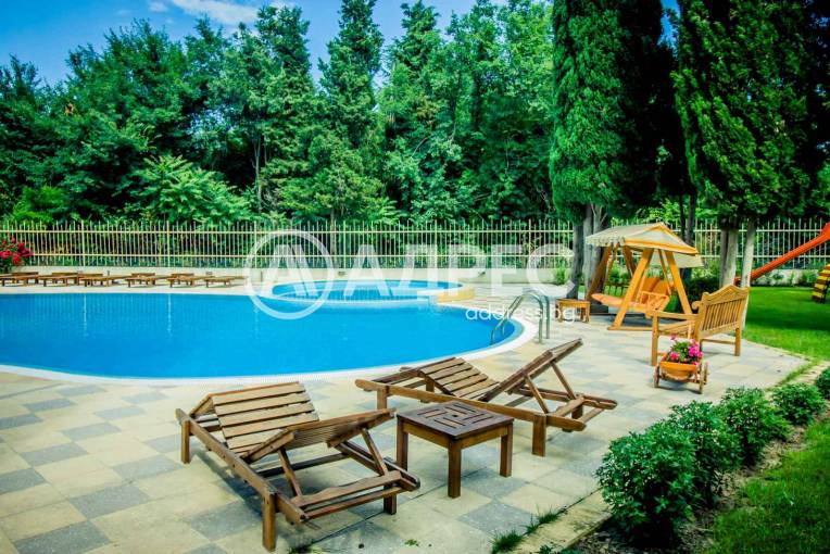 Двустаен апартамент, Варна, к.к. Св.Св. Константин и Елена, 612880, Снимка 3