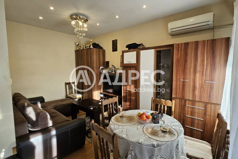 Двустаен апартамент, Варна, Автогара, 676880, Снимка 1