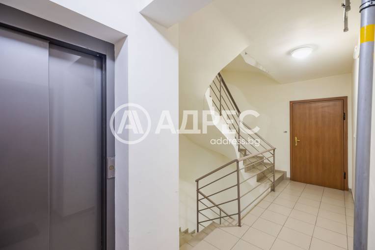 Тристаен апартамент, Варна, Общината, 684880, Снимка 19