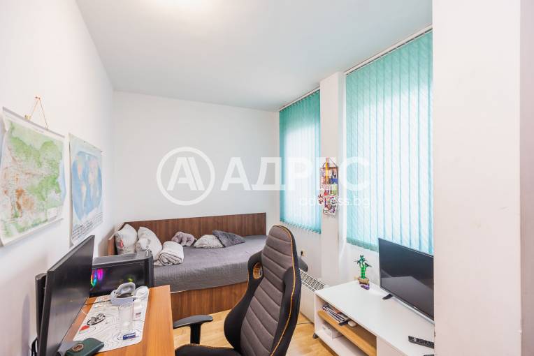 Тристаен апартамент, Варна, Общината, 684880, Снимка 3