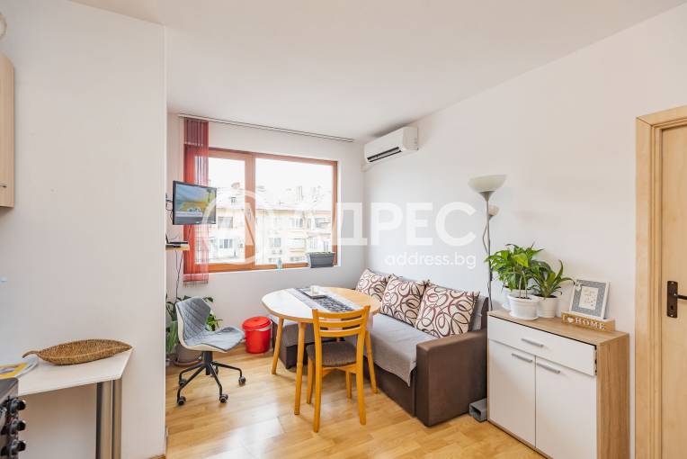 Тристаен апартамент, Варна, Общината, 684880, Снимка 5