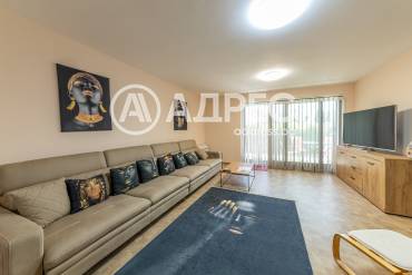 Тристаен апартамент, Варна, к.к. Св.Св. Константин и Елена, 672881, Снимка 1