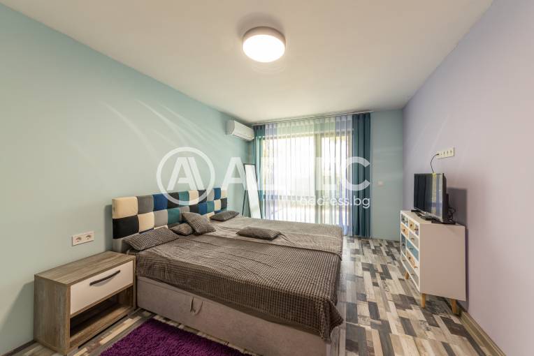 Тристаен апартамент, Варна, к.к. Св.Св. Константин и Елена, 672881, Снимка 11