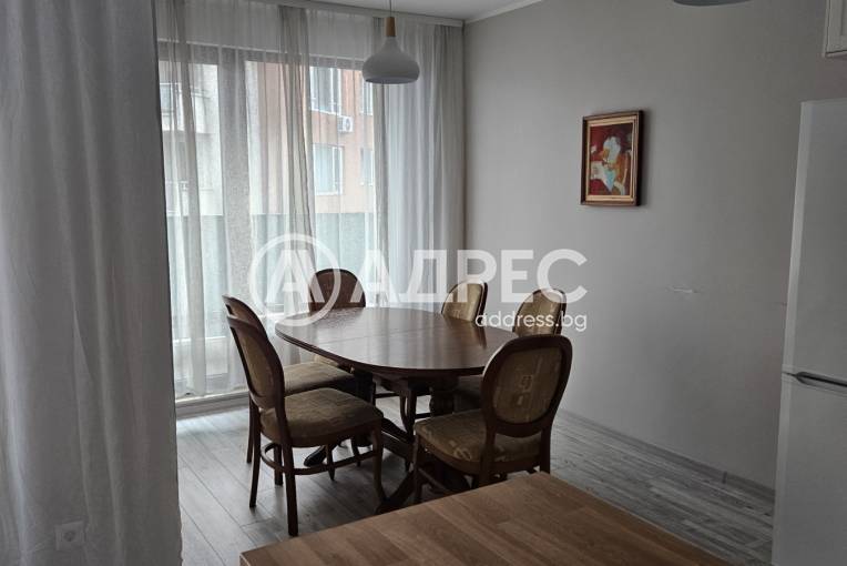 Тристаен апартамент, София, Лагера, 687881, Снимка 2