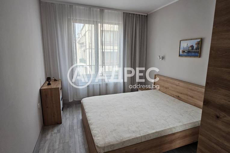 Тристаен апартамент, София, Лагера, 687881, Снимка 3