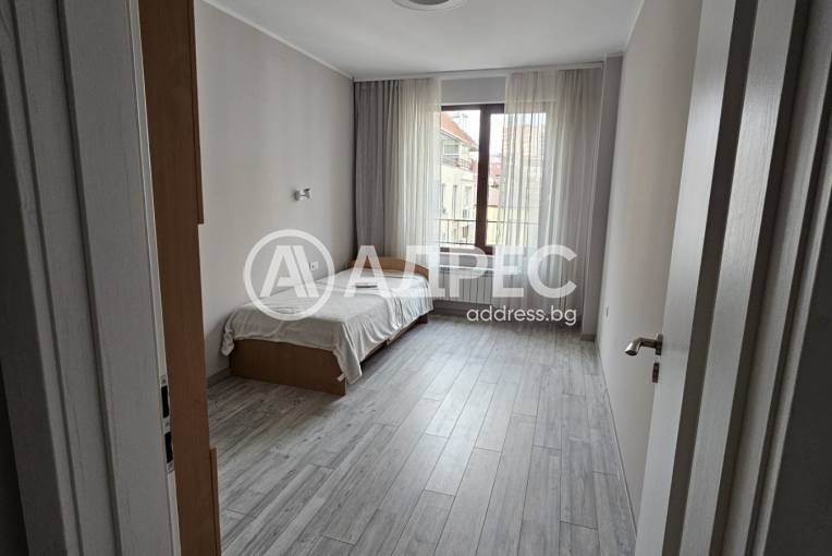 Тристаен апартамент, София, Лагера, 687881, Снимка 6