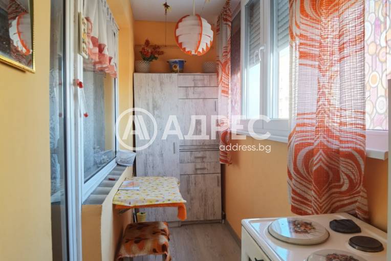 Двустаен апартамент, Русе, Родина 2, 606882, Снимка 2