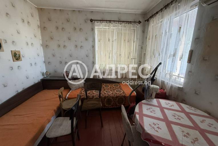 Етаж от къща, Никопол, 678882, Снимка 4