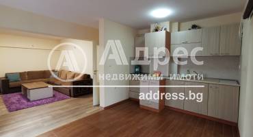 Тристаен апартамент, Варна, Цветен квартал, 556883, Снимка 1
