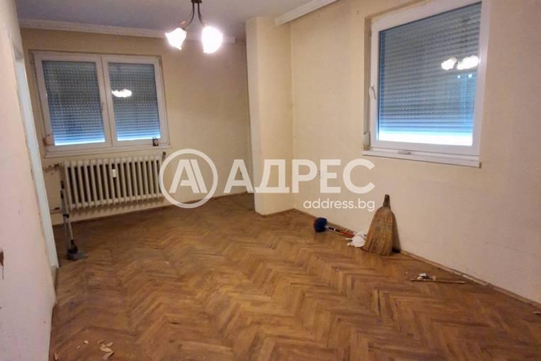 Многостаен апартамент, Плевен, Идеален център, 677883, Снимка 3