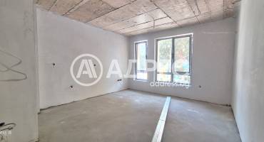 Тристаен апартамент, Варна, Владислав Варненчик, 680884, Снимка 1