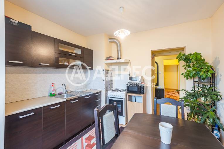 Многостаен апартамент, Варна, Червен площад, 681885, Снимка 2