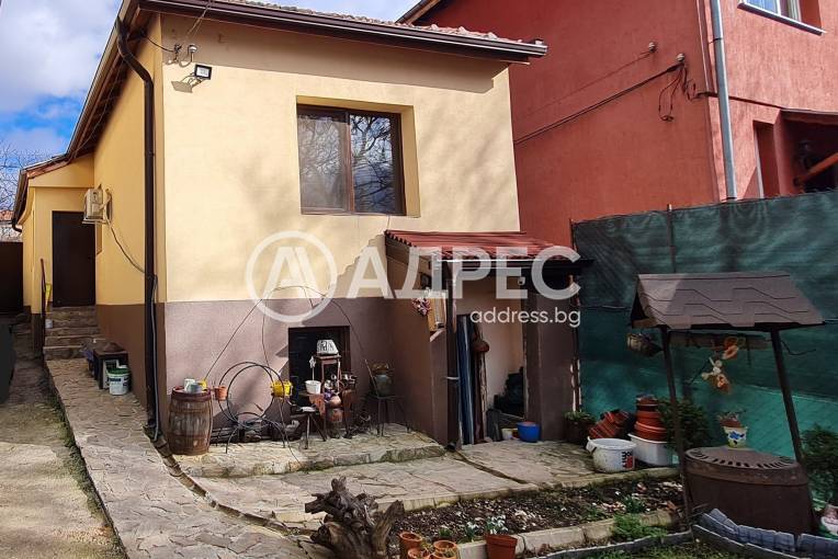 Къща/Вила, Перник, Църква, 683885, Снимка 1
