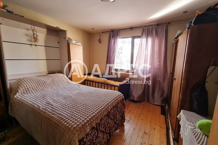 Къща/Вила, Перник, Църква, 683885, Снимка 4