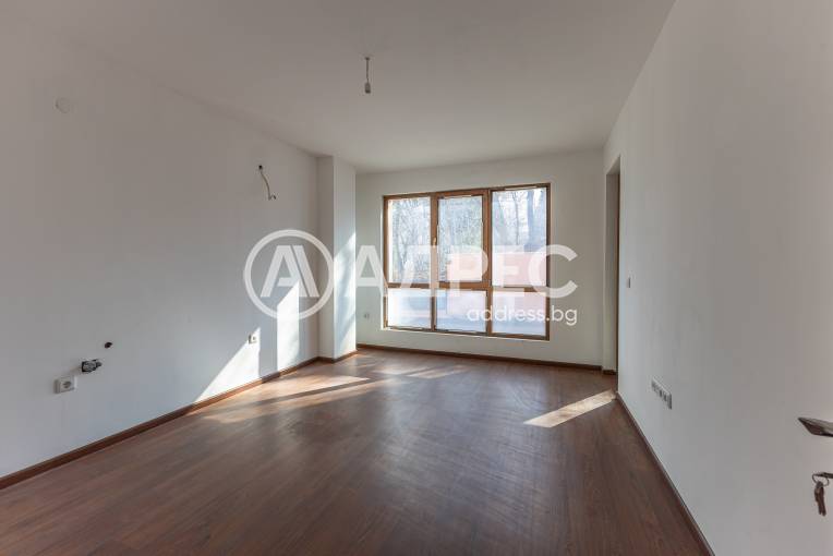 Тристаен апартамент, Варна, к.к. Златни Пясъци, 685885, Снимка 1