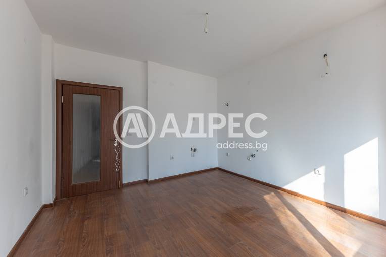 Тристаен апартамент, Варна, к.к. Златни Пясъци, 685885, Снимка 9