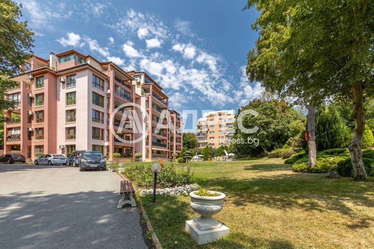 Тристаен апартамент, Варна, к.к. Златни Пясъци, 685885, Снимка 20