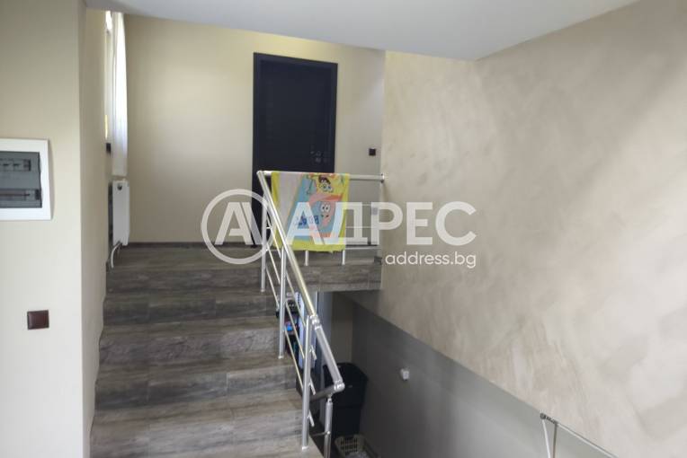 Къща/Вила, Разград, м-ст Белия хълм, 652886, Снимка 7