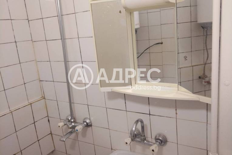Гарсониера, Велико Търново, Бузлуджа, 694886, Снимка 1