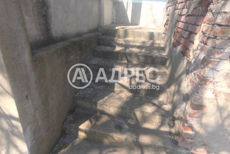 Къща/Вила, Роза, 687888, Снимка 2