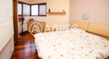 Тристаен апартамент, София, в.з. Американски колеж, 694888, Снимка 7