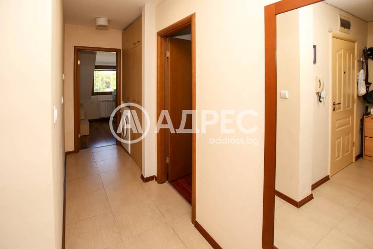 Тристаен апартамент, София, в.з. Американски колеж, 694888, Снимка 13