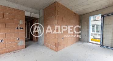 Тристаен апартамент, Варна, Цветен квартал, 695888, Снимка 1
