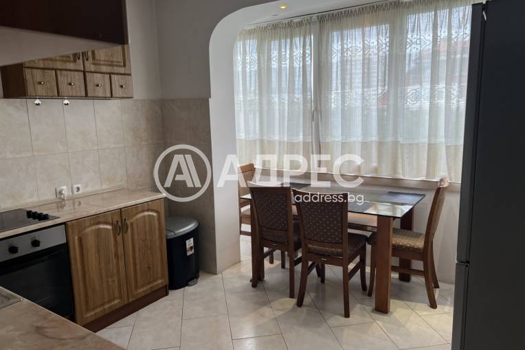 Двустаен апартамент, София, Иван Вазов, 665889, Снимка 2