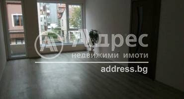 Тристаен апартамент, Варна, Колхозен пазар, 616891, Снимка 2