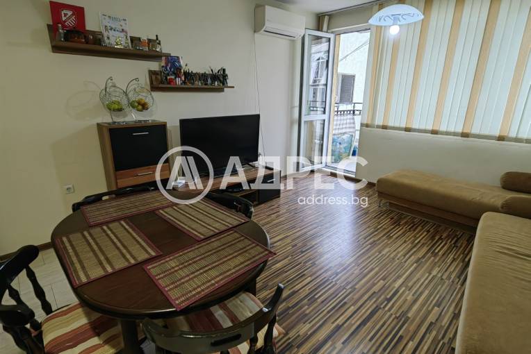 Тристаен апартамент, Варна, Колхозен пазар, 692891, Снимка 2