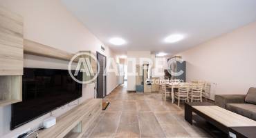 Тристаен апартамент, Плевен, ВМИ, 695891, Снимка 1