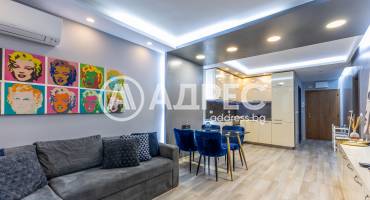 Двустаен апартамент, Варна, Център, 683892, Снимка 1