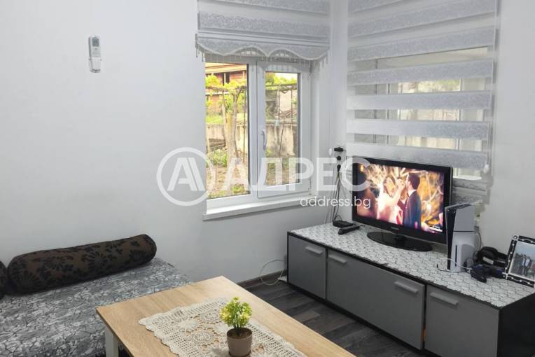 Къща/Вила, Пирне, 698893, Снимка 1