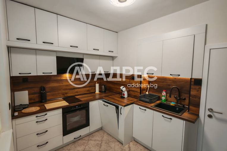 Двустаен апартамент, София, Гоце Делчев, 677894, Снимка 3