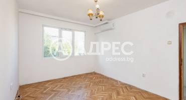 Тристаен апартамент, Варна, Базар "Левски", 697895, Снимка 12