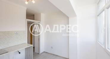 Тристаен апартамент, Варна, Базар "Левски", 697895, Снимка 16