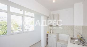 Тристаен апартамент, Варна, Базар "Левски", 697895, Снимка 3