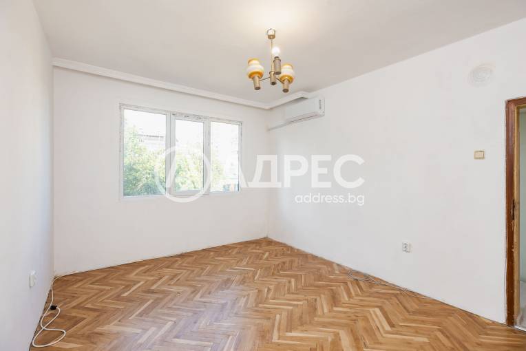 Тристаен апартамент, Варна, Базар "Левски", 697895, Снимка 12