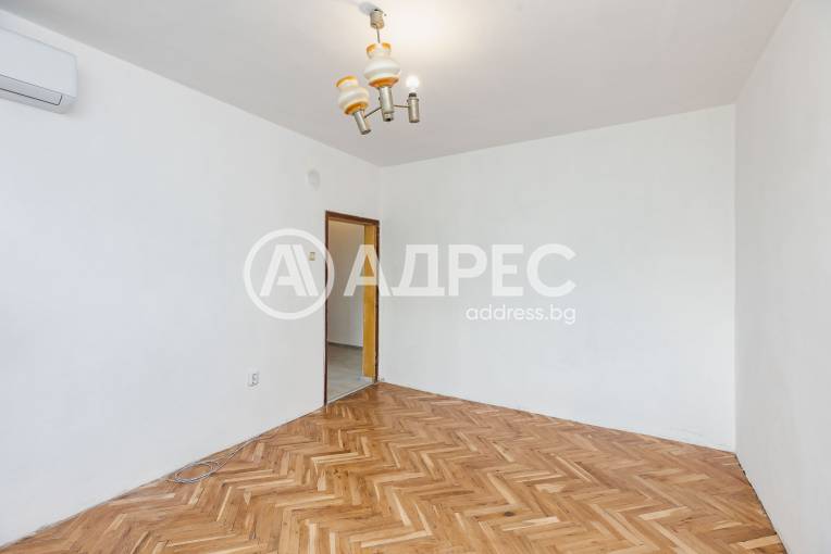 Тристаен апартамент, Варна, Базар "Левски", 697895, Снимка 13