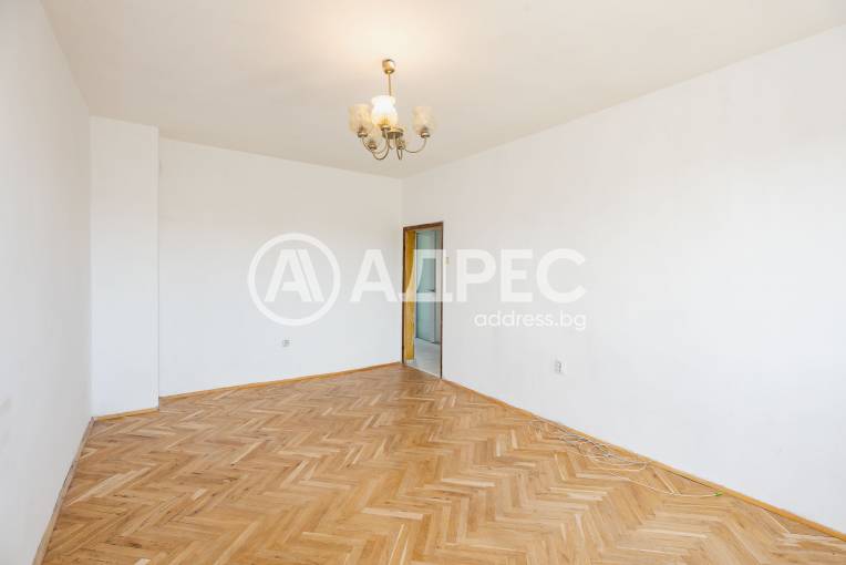 Тристаен апартамент, Варна, Базар "Левски", 697895, Снимка 8