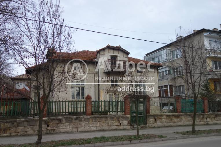 Къща/Вила, Разград, Варош, 506897, Снимка 1