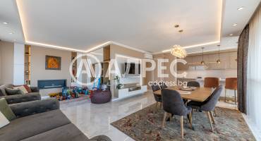 Многостаен апартамент, Варна, Бриз, 670897, Снимка 1