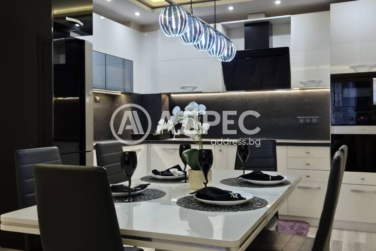 Многостаен апартамент, София, Лагера, 677897, Снимка 1