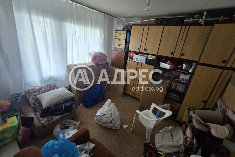 Двустаен апартамент, София, Обеля 2, 696898, Снимка 1