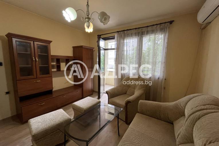 Тристаен апартамент, Варна, Цветен квартал, 702898, Снимка 2