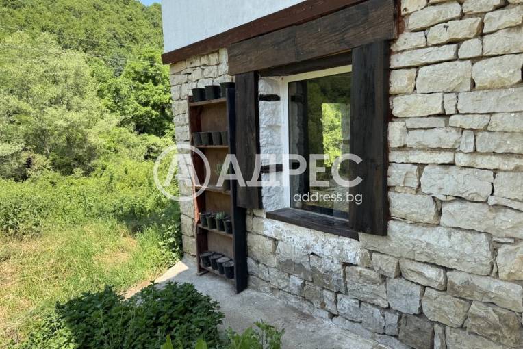 Къща/Вила, Лютидол, 658900, Снимка 2