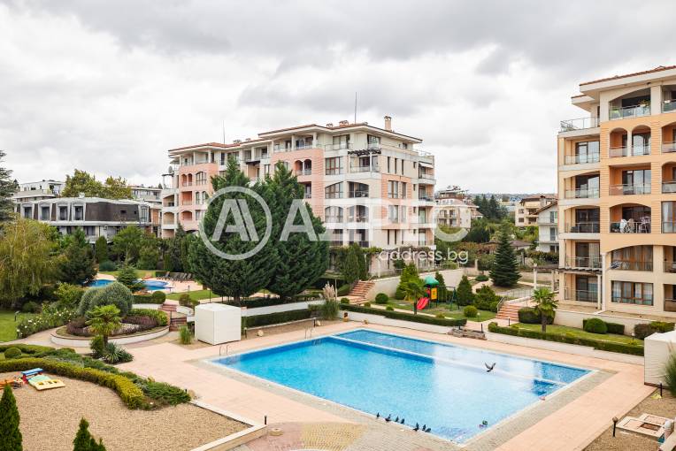 Двустаен апартамент, Варна, к.к. Св.Св. Константин и Елена, 669900, Снимка 17